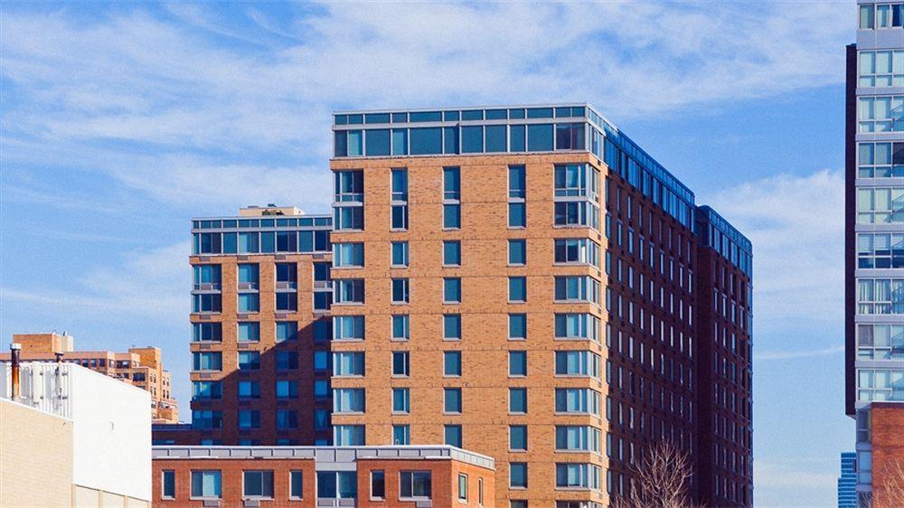 Sky City Apartments New York Exterior photo